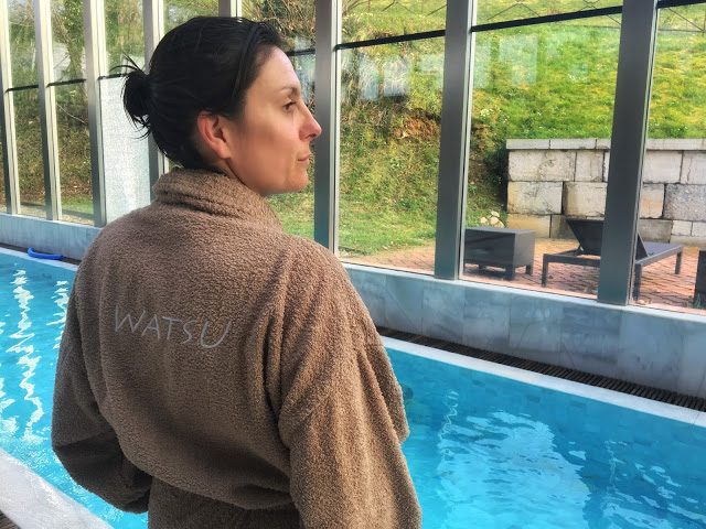Watsu con Sabai Terapias Naturales